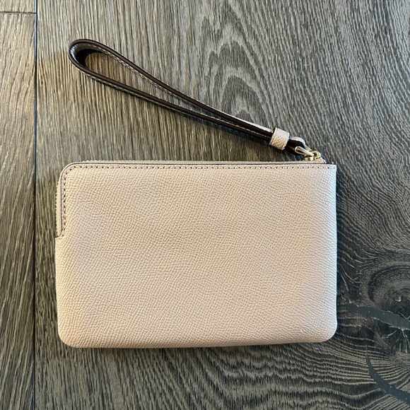 Coach crossgrain leather corner zip wristlet taupe - Picture 5 of 9